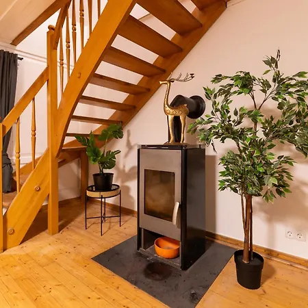 Schmuckes Geräumiges Haus Mit Garten In Für Bis Zu 8 Gäste Ideal Für Familien Und Gruppen Graz