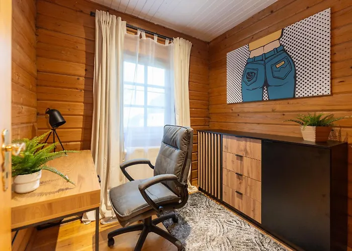 Schmuckes Geräumiges Haus Mit Garten In Für Bis Zu 8 Gäste Ideal Für Familien Und Gruppen Грац